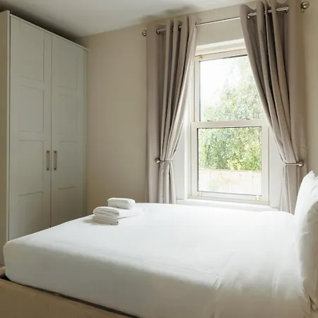 בית הארחה Guest Ready - Renovated In Urban 3*