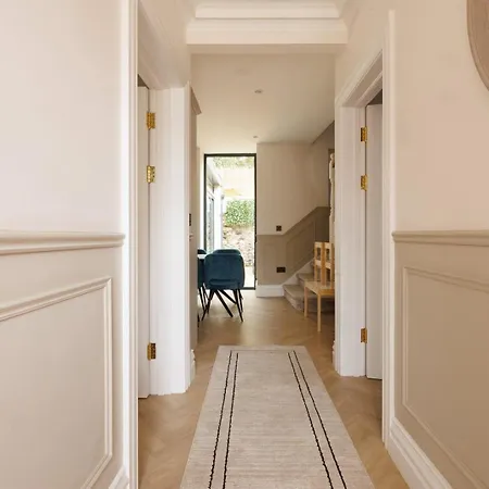 Guest Ready - Renovated In Urban