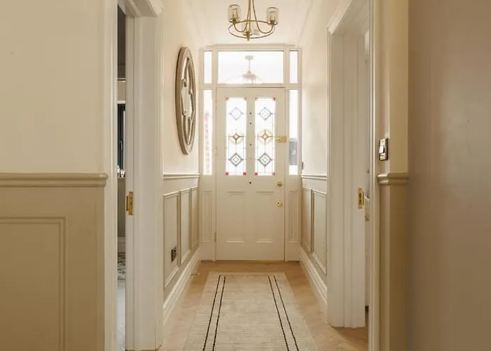 Guest Ready - Renovated In Urban 3* Dublin