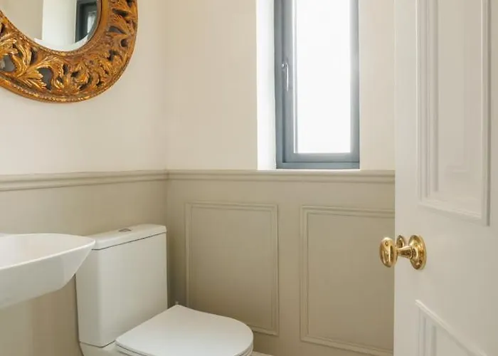 Guest Ready - Renovated In Urban Maison d'hôtes