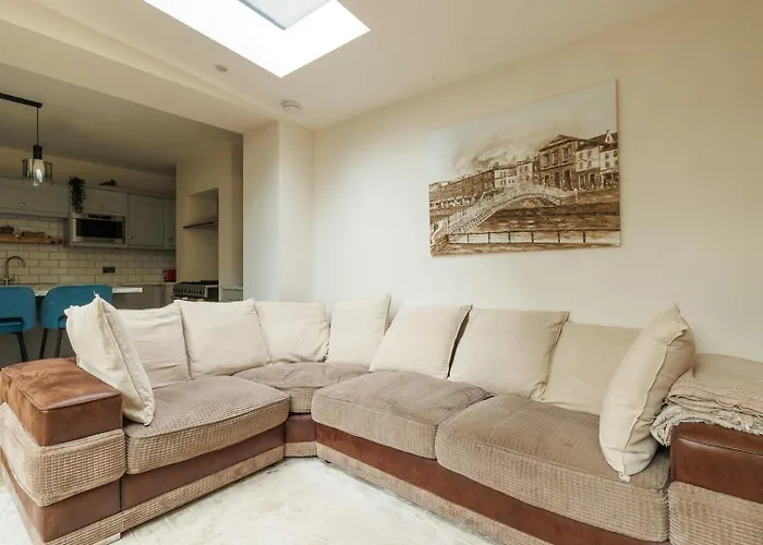 Guest Ready - Renovated In Urban Dublin